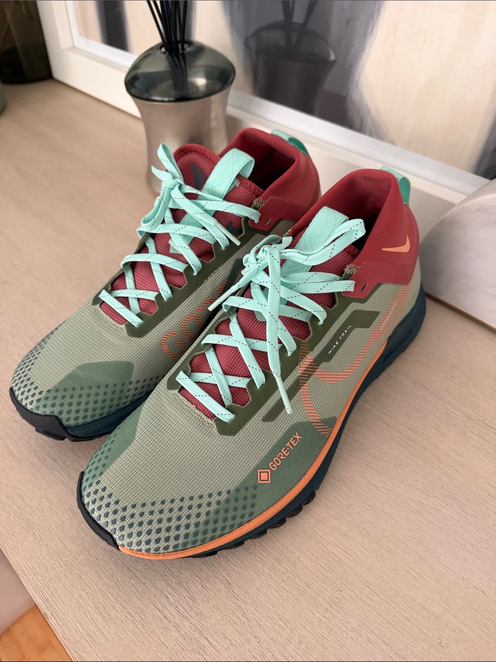 Nike Men's Mint Green Coral Trail Running Shoes